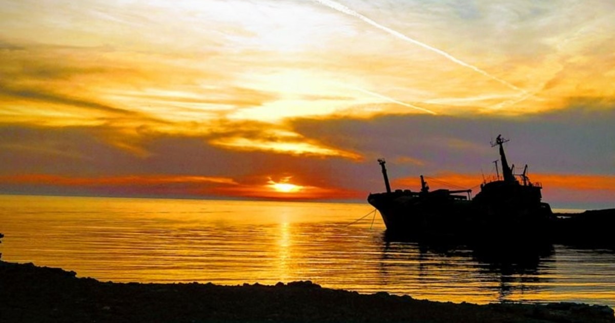 perioxes-sunset-cyprus perioxes-sunset-cyprus-iliovasilema